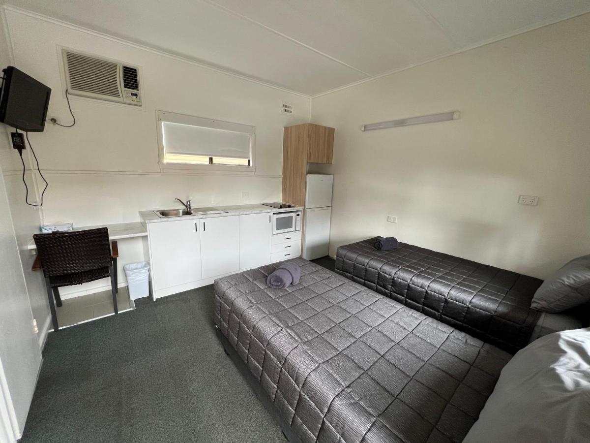 Hi-Way Motel Grafton - Contactless Екстериор снимка