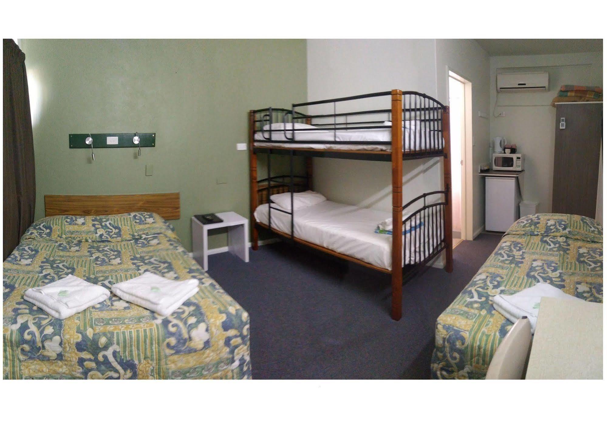 Hi-Way Motel Grafton - Contactless Екстериор снимка
